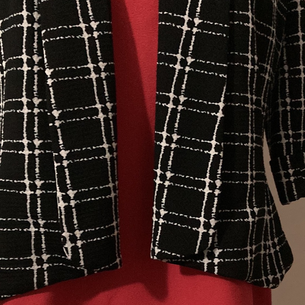 Kate & Rosy lined Blazer. Petite Small. Color Black, white squares 3/4 sleeves - Picture 3 of 11